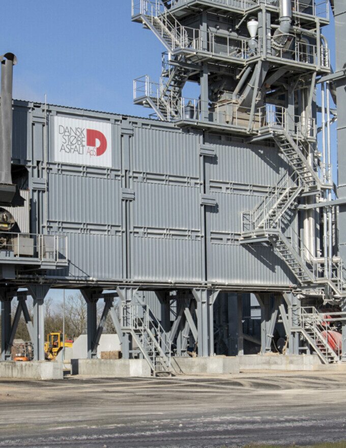 Бункеры с вагон тележкой