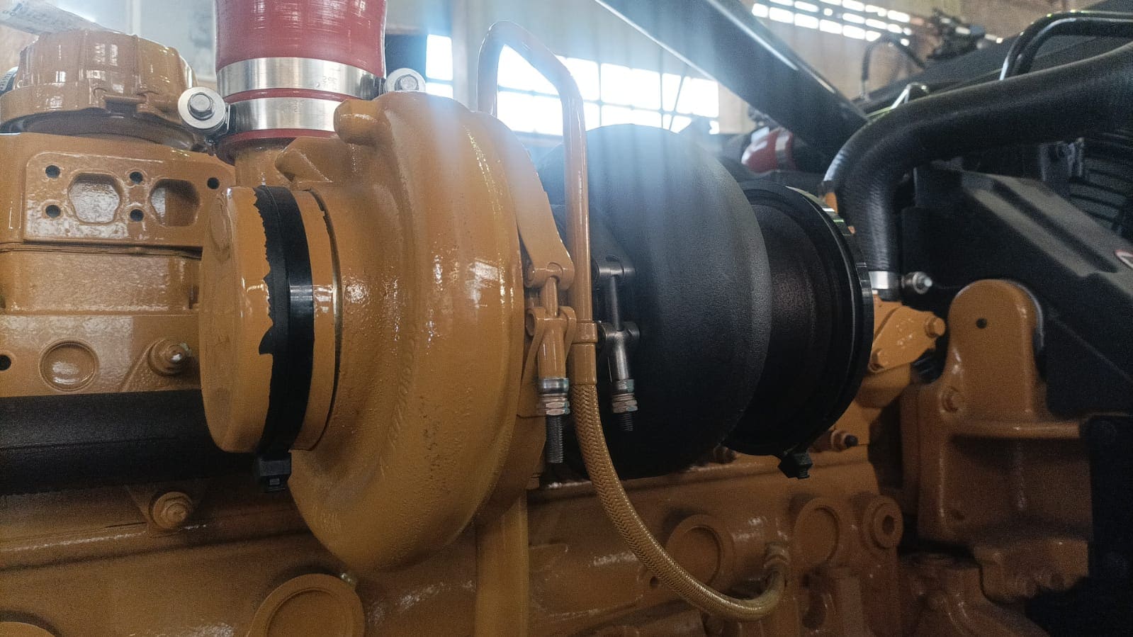 Двигатель Caterpillar C9.3B